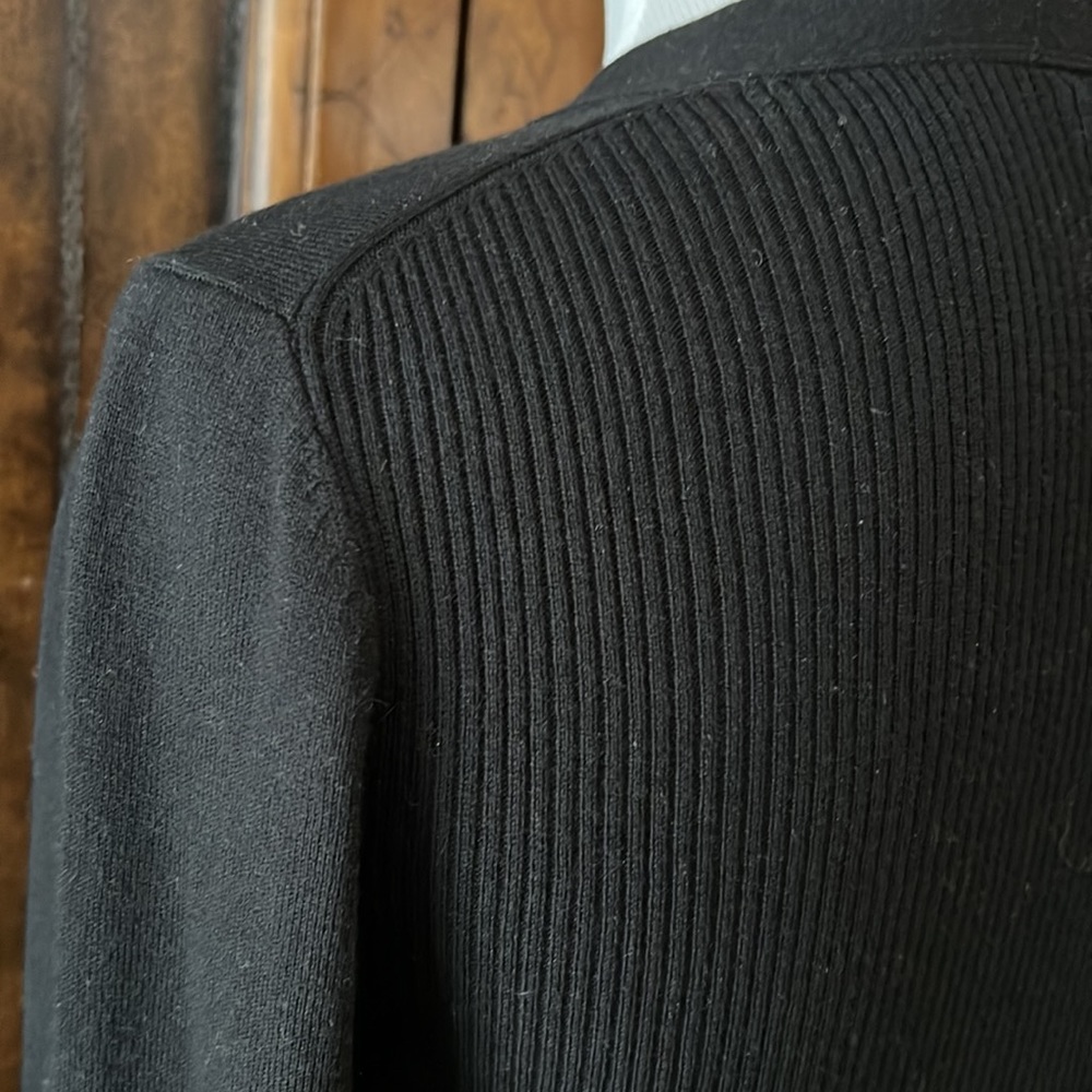 BR Silk Blend Cardigan - Picture 6 of 9